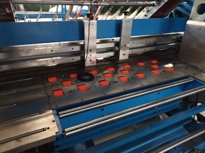 Yüksek Hızlı 5 Ply Flüt Laminatör Makinesi Otomatik Kalınlık Ölçme Cihazı İçerildi