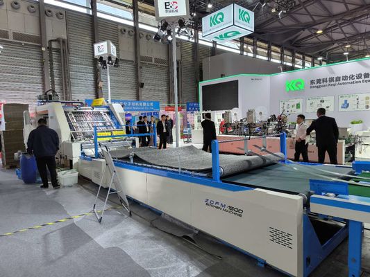 Ambalaj Endüstrisinde Oluklu Mukavva Kağıt Laminasyonu İçin Elektrikli Otomatik Oluklu Laminasyon Makinesi