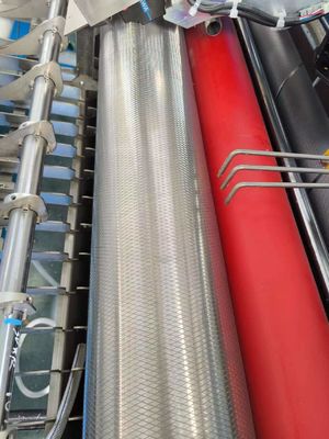 Paketleme kutuları ve reklam panoları için 180m/min Yüksek Hızlı Flüt Laminatör Makinesi