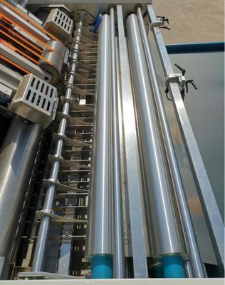 Kağıt ve karton ambalaj kutuları için karton laminasyonu için 180m/min Yüksek Hızlı Flüt Laminatör Makinesi