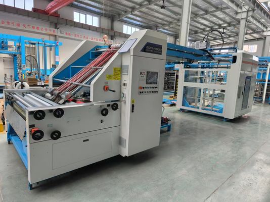 Elektrik Gücü Sistemi Otomatik Flüt Laminatör Makinesi, 150 ila 800 gramlık en üst kağıt kalınlığı ve en az 400X380mm'lik kağıt boyutu için tasarlanmıştır