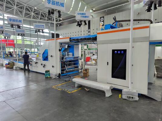 5Ply dalgalanmış kağıt ve çeşitli dalgalanma türlerinin laminasyonu için servo kontrolü ile otomatik levha ile levha laminasyon makinesi