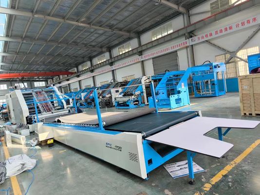 Kurşun Kenar Besleme Çok Fonksiyonlu Rack Yapraktan Yaprağa 5 Ply Servo Laminasyon Makinesi 160m/Min Yüksek Hız